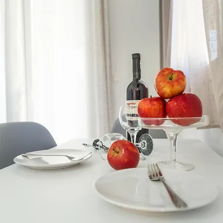 Apartment Nikogroup Plaza *