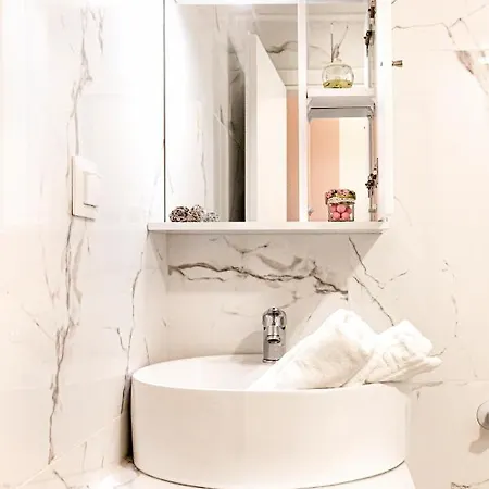 Nikogroup Plaza Apartment Polychrono