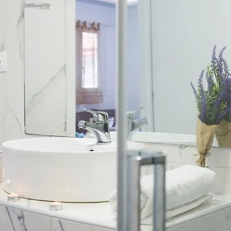 公寓 Nikogroup Plaza 波利克罗诺