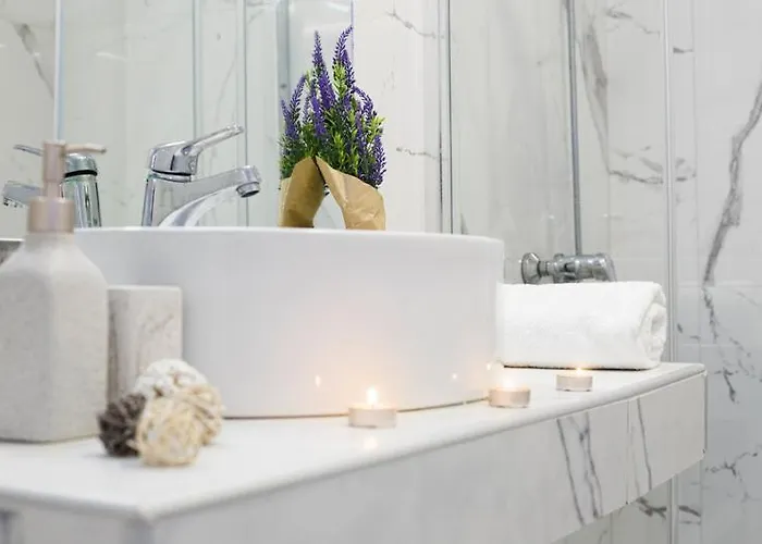 Nikogroup Plaza Apartamento Polychrono