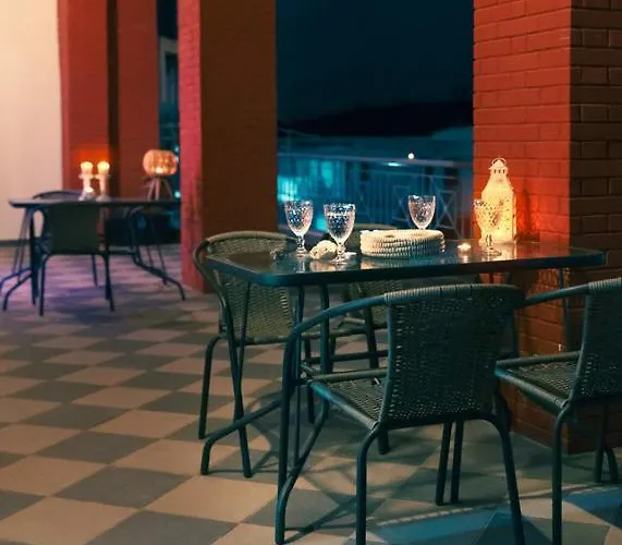 Nikogroup Plaza * Políhrono